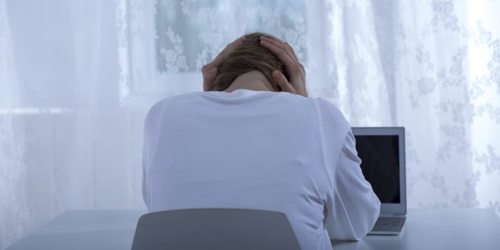 50% Of Aussie Girls Feel Pressured By Boyfriends To Send Nude Pics, Study Finds