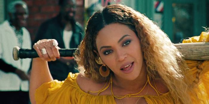 An Actress Bit Beyoncé's Face and Twitter Is in Meltdown Trying to Figure Out Who Did It