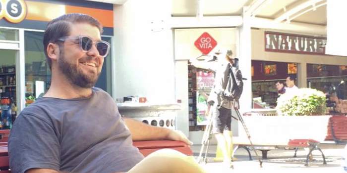 Woolworths Dude Is Close To Meeting Up With Stranger He Snapped; Should We Be Concerned?