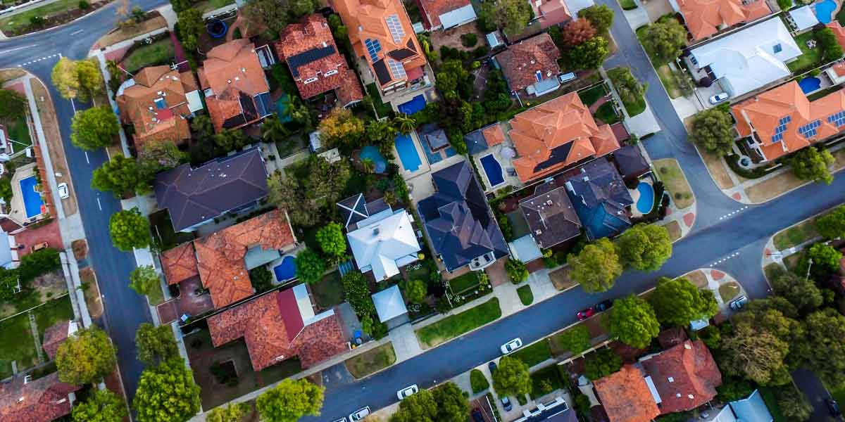 Should I Be Saving for a House in High School?