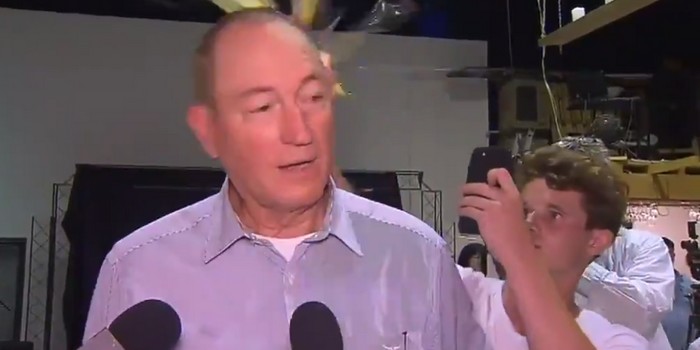 Petition to Boot Egg-Covered Fraser Anning from Parliament Receives More Than a Million Signatures