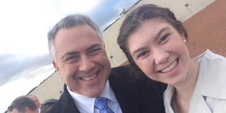 Joe Hockey Kicks Off Budget Day With A Selfie