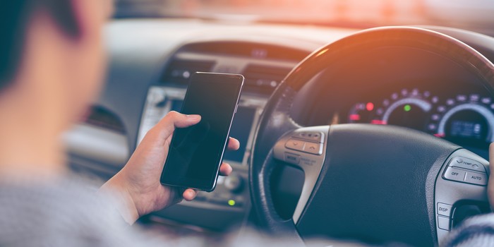 Only 35 Per Cent of Us Would Stop Our Friends From Making Calls While Driving