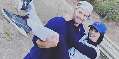 Ashley Greene and Kellan Lutz Reunited for a “Twilight” Throwback and Teenage Me Can’t Handle It