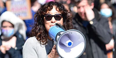 Sandra Oh Gave a Powerful Speech At the Stop Asian Hate Protest in Pittsburgh