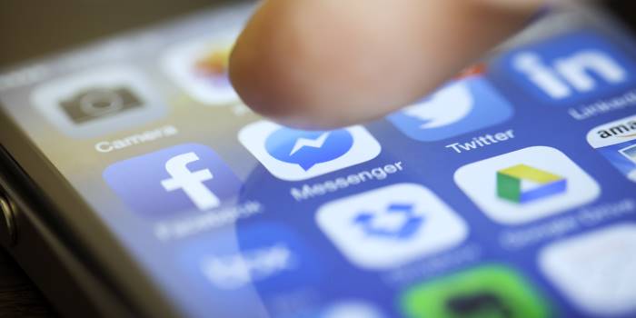 Facebook Is Changing Your News Feed (Again) in an Attempt to Stop More Data Breaches
