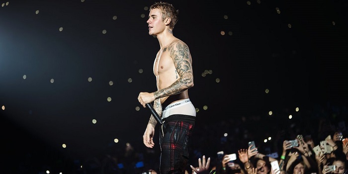Justin Bieber Would Prefer You Not Cheer (So Loudly) At His Concerts Anymore