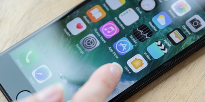 Apple Confesses to Intentionally Slowing Down Your Old iPhones