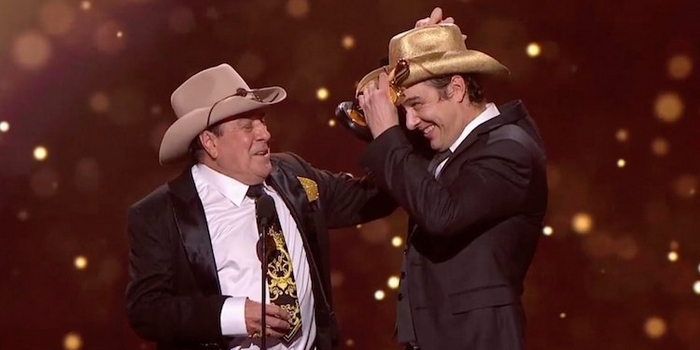 Samuel Johnson and Molly Meldrum's Heartfelt Speech at the Logies Brings Mixture of Actual Tears and Laughter