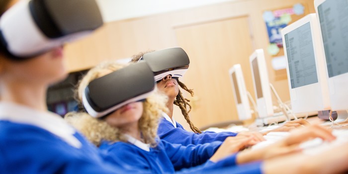 New VR Lessons in QLD Could School Kids on How to Navigate Underage Drinking