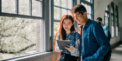 Five Reasons Why You Should Apply for a Uni Scholarship