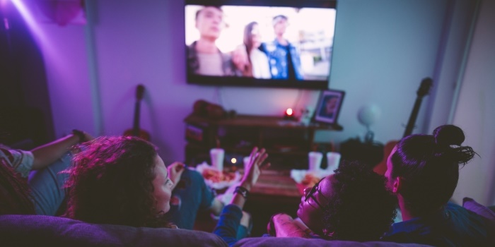 Win 1 of 3 Sweet 55" Soniq 3D Smart TVs Just by Taking This Super Easy Quiz
