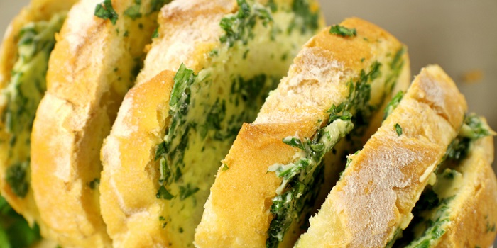 The Garlic Bread Drought Is Over; Domino’s Confirms They Have Re-Upped Everyone’s Fave Loaf