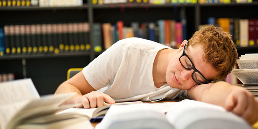 Not Motivated To Study? Get Your Motivation Here · Student Edge News