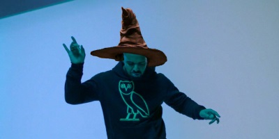 Did Drake Buy Himself a $200,000 "Harry Potter" Book for His B’Day? Maybe!