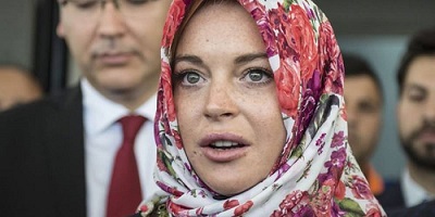 Lindsay Lohan Says She Was Racially Profiled at London Airport