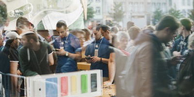 Apple Urged To Acknowledge 'Touch Disease' In iPhone 6 Devices