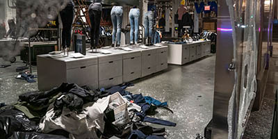 G-Star Becomes Latest Fashion Victim; All Stores Set to Close