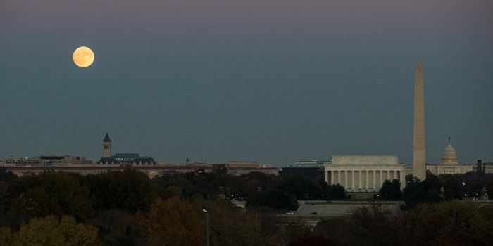 Be Sure To Step Outside Tonight Because A Rare Supermoon Will Be Gracing Our Skies