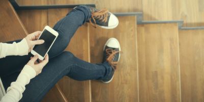 Under 18s At Risk Of Predators On Tinder, Police Say