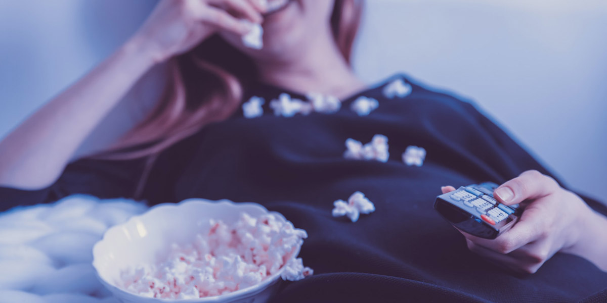 Everything You Need for a 2000s-Themed Movie Night