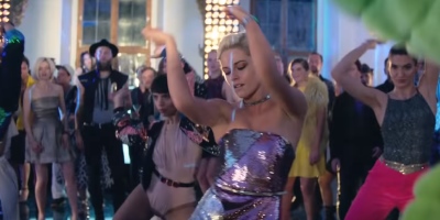 The Eight Most Important GIFs from the New "Charlie’s Angels" Trailer