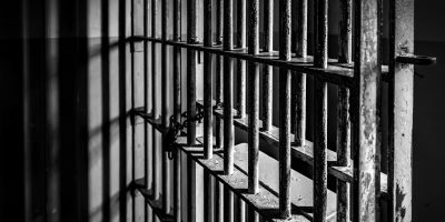 Should Australian Prisoners Be Allowed Access To The Internet?