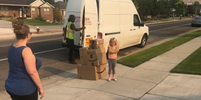 Respect the 6-Yr-Old Scammer Who Ordered $350 Worth of Toys on Amazon (and Gave Them Away)