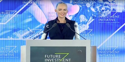 Meet Sophia Robot, the World's Most Advanced and Terrifying Robot