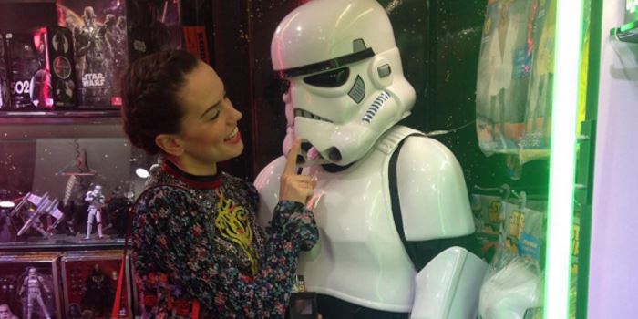 Daisy Ridley Turns Down Dude's Rapping Formal Invite, Citing Staring Contest With Luke Skywalker