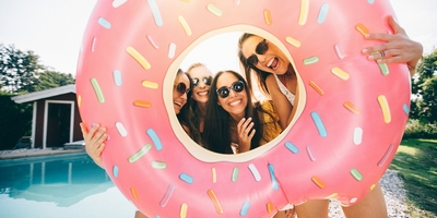 The Safety Dance: How to Make Sure Schoolies Stays Fun For Your Friends
