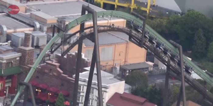 Would You Want to Spend Two Hours Upside Down on a Rollercoaster? These 60 People Had No Choice