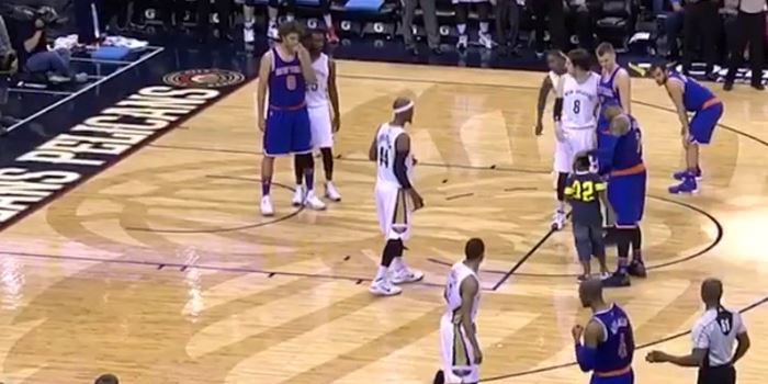 A Little Kid Hugged Carmelo Anthony, And Then Two People Lost Their Jobs