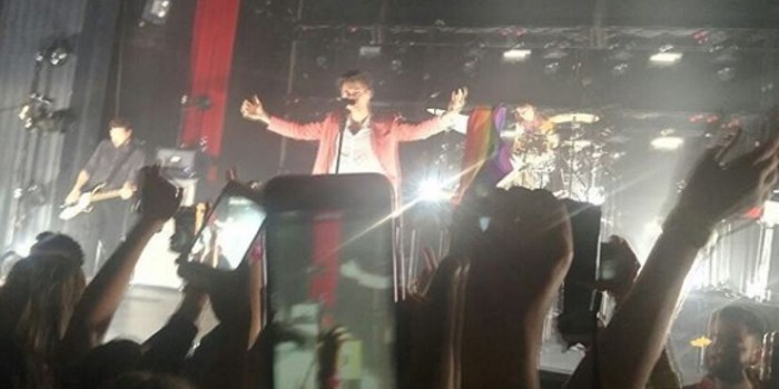 Harry Gives Sydney Thumbs Up for Marriage Equality: "Congratulations to Your Country for Waking Up"