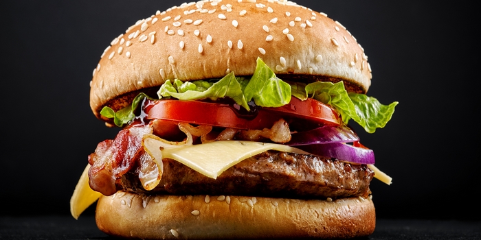 The Great Debate: Twitter Is Beefing Over How to Make a Hamburger