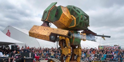 Japan Accepts America's 'Robot Duel' Challenge