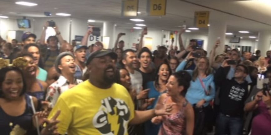Witness The Glorious Lion King v. Aladdin Broadway Airport Sing-Off