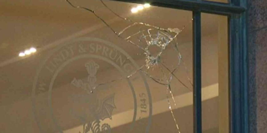 The Lindt Café In Martin Place Was Vandalised Overnight