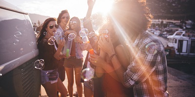How To Do Schoolies Safely, While Still Having Fun (Because Fun Is Important)