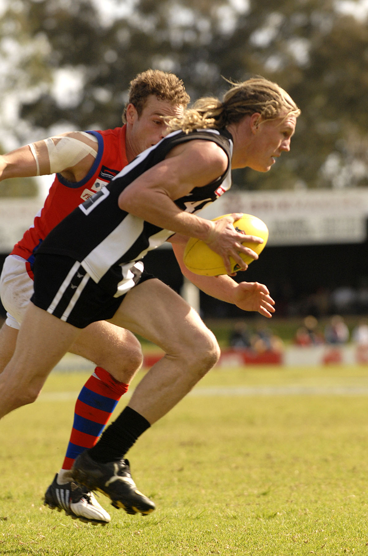 Win 1 of 25 GA double passes to any WAFL game