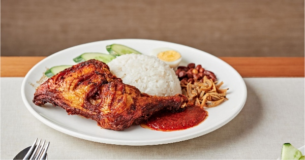 $10 Nasi Lemak at PappaRich · Student Discount · Student Edge