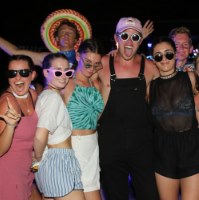 Win 1 of 4 $500 VISA Gift Cards for an Unforgettable Fiji Grad Trip by Taking This Quiz title image